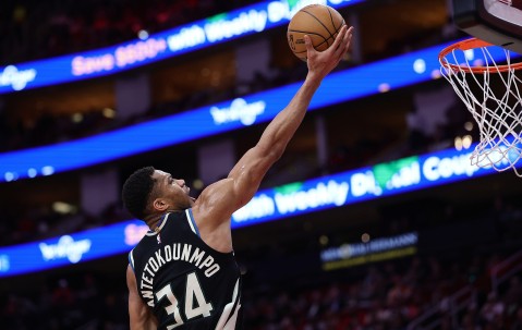 Kaiyun-字母哥巅峰对决，西亚卡姆与30激战DWG分钟，爆冷胜负难料！的简单介绍