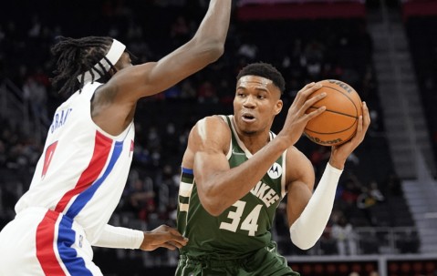 开云-Ming遭遇十五连败，雄鹿教练面临压力！的简单介绍